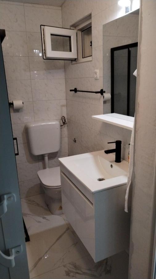 Studio Apartment Bosko Новаля Екстер'єр фото